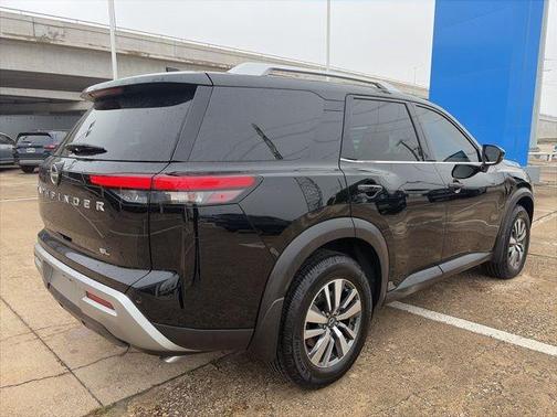Black 2025 Nissan Pathfinder SL