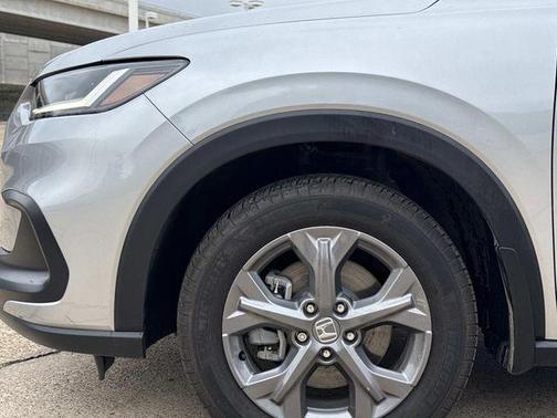 Solar Silver Metallic 2026 Honda HR-V LX