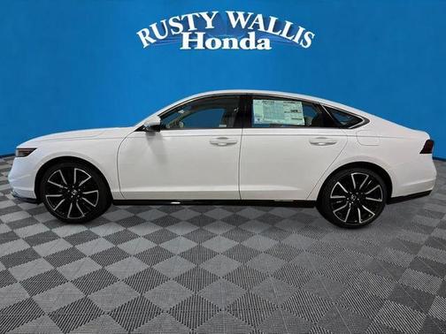 Platinum White Pearl 2026 Honda Accord Hybrid Touring