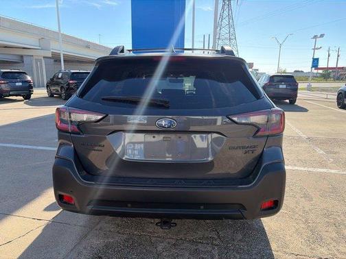 Magnetite Gray Metallic 2024 Subaru Outback Onyx Edition XT