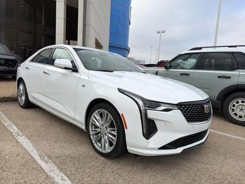 2023 Cadillac CT4 Premium Luxury