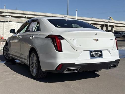 2023 Cadillac CT4 Premium Luxury