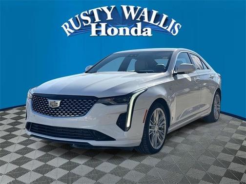 2023 Cadillac CT4 Premium Luxury