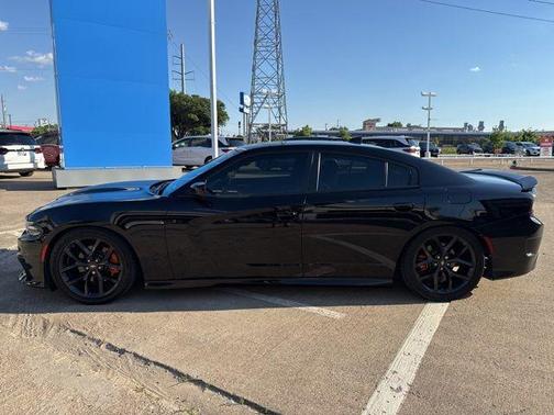 Pitch Black Clearcoat 2022 Dodge Charger R/T