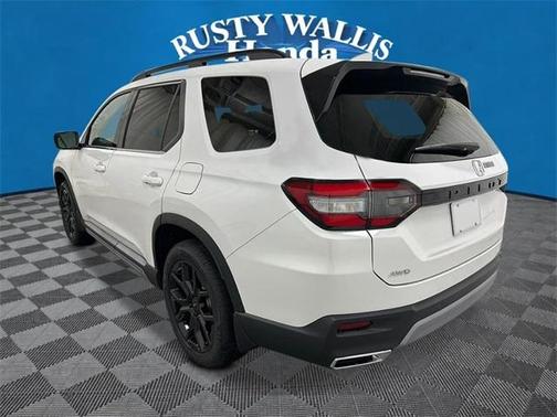 2025 Honda Pilot Touring+