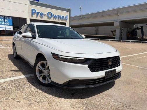 Platinum White Pearl 2023 Honda Accord LX