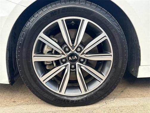 2019 Kia Optima EX