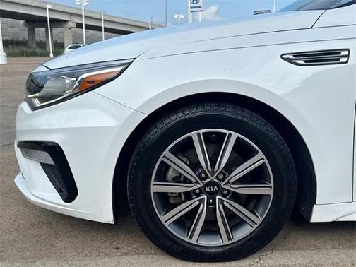 2019 Kia Optima EX