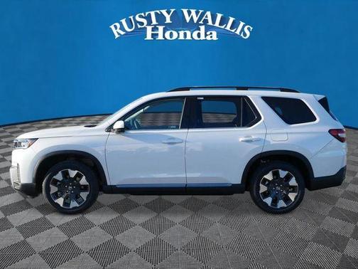 Platinum White Pearl 2026 Honda Pilot Elite