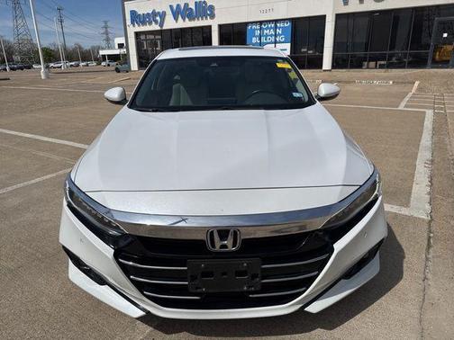 Platinum White Pearl 2021 Honda Accord EX-L