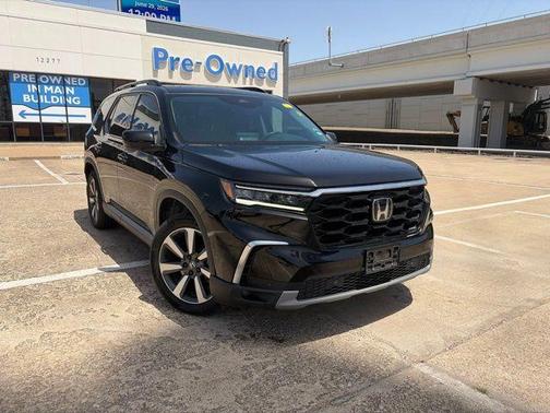 Crystal Black Pearl 2025 Honda Pilot Touring