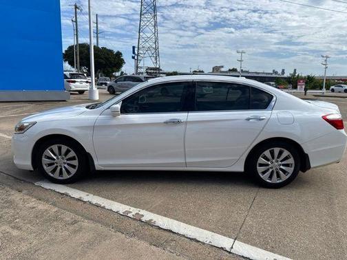 White Pearl 2013 Honda Accord Touring
