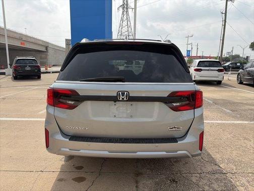 Silver 2025 Honda Odyssey Touring