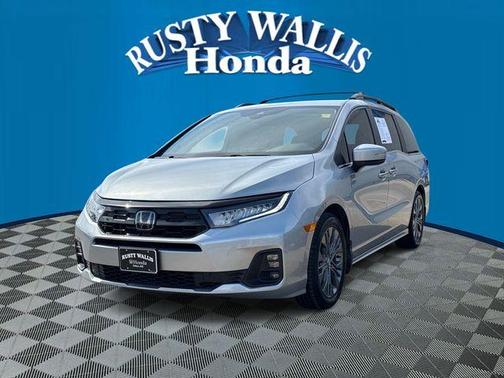 Solar Silver Metallic 2025 Honda Odyssey Touring
