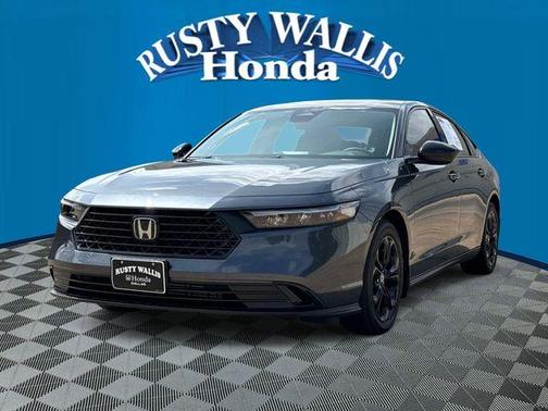 Meteorite Gray Metallic 2025 Honda Accord SE