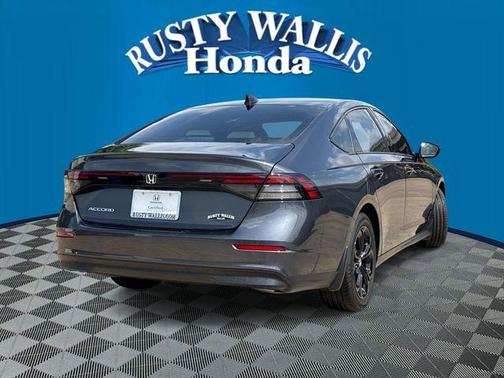 Meteorite Gray Metallic 2025 Honda Accord SE