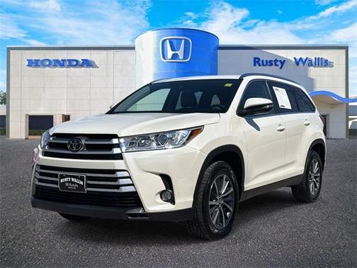 2019 Toyota Highlander 