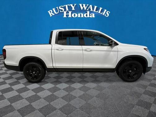 Platinum White 2026 Honda Ridgeline Black Edition