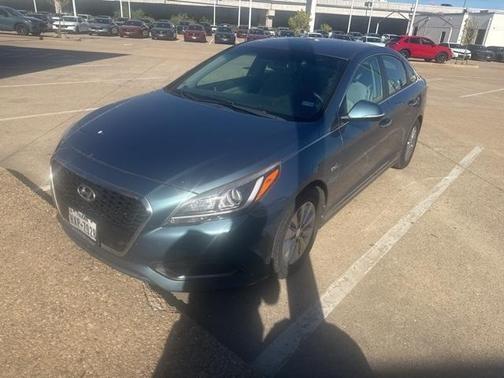 2016 Hyundai SONATA Hybrid SE
