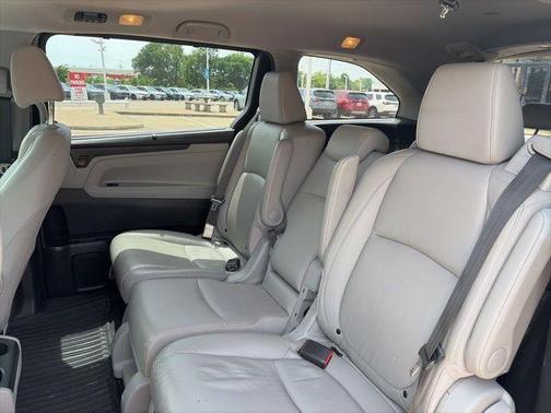 Crystal Black Pearl 2020 Honda Odyssey EX-L