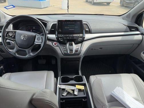 Crystal Black Pearl 2020 Honda Odyssey EX-L