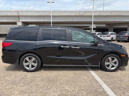 Crystal Black Pearl 2020 Honda Odyssey EX-L