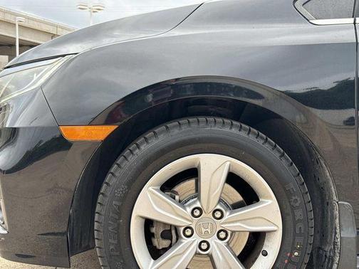Crystal Black Pearl 2020 Honda Odyssey EX-L