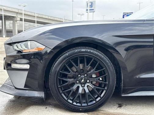 2020 Ford Mustang EcoBoost