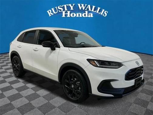 Platinum White Pearl 2025 Honda HR-V Sport SUV