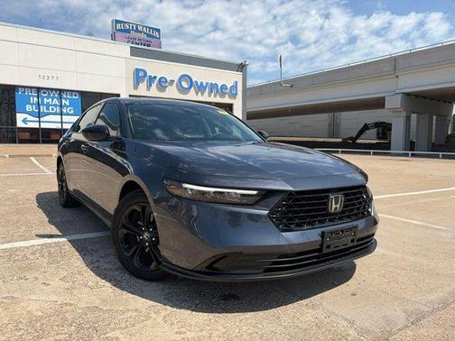 Meteorite Gray Metallic 2025 Honda Accord SE