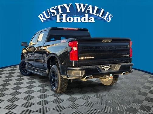 2023 Chevrolet Silverado 1500 Custom Trail Boss