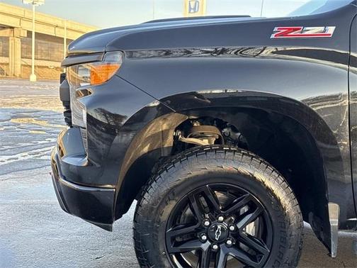 2023 Chevrolet Silverado 1500 Custom Trail Boss