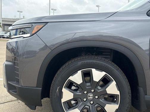 Gray 2026 Honda Pilot Elite