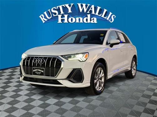 2025 Audi Q3 45 S line Premium