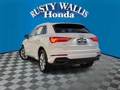 2025 Audi Q3 45 S line Premium