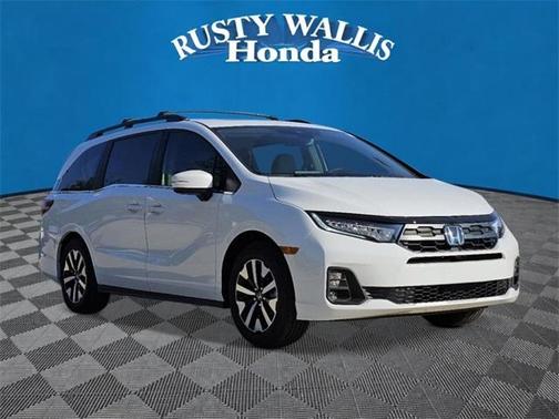Platinum White Pearl 2026 Honda Odyssey EX-L Passenger Van