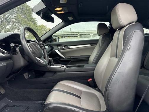 2017 Honda Civic Touring