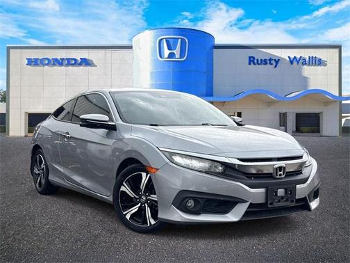 2017 Honda Civic Touring