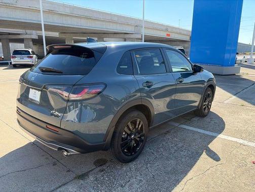 Pearl 2026 Honda HR-V Sport