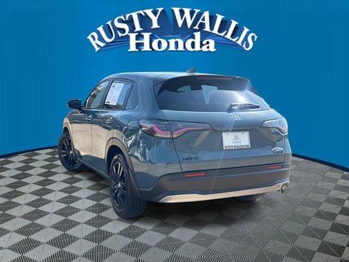 Pearl 2026 Honda HR-V Sport
