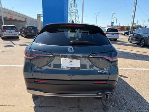 Pearl 2026 Honda HR-V Sport