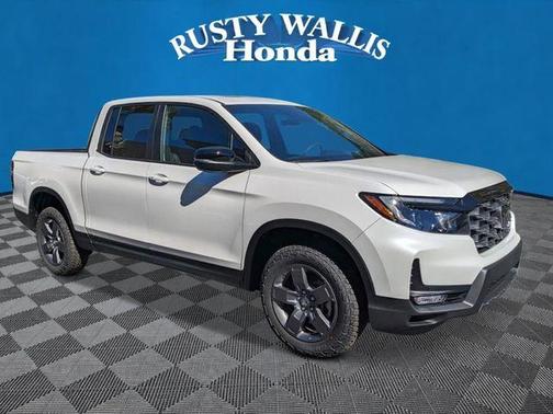 Platinum White Pearl 2026 Honda Ridgeline TrailSport
