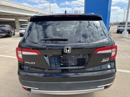 2022 Honda Pilot Elite