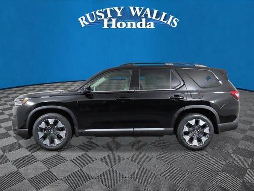Crystal Black Pearl 2026 Honda Pilot Elite