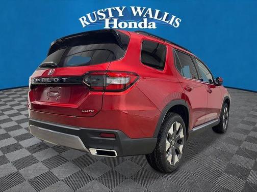 Radiant Red Metallic II 2026 Honda Pilot Elite