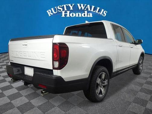 Platinum White Pearl 2026 Honda Ridgeline RTL