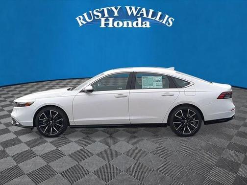 Platinum White Pearl 2026 Honda Accord Hybrid Touring