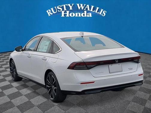 Platinum White Pearl 2026 Honda Accord Hybrid Touring