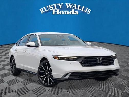Platinum White Pearl 2026 Honda Accord Hybrid Touring