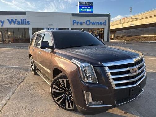2016 Cadillac Escalade Luxury